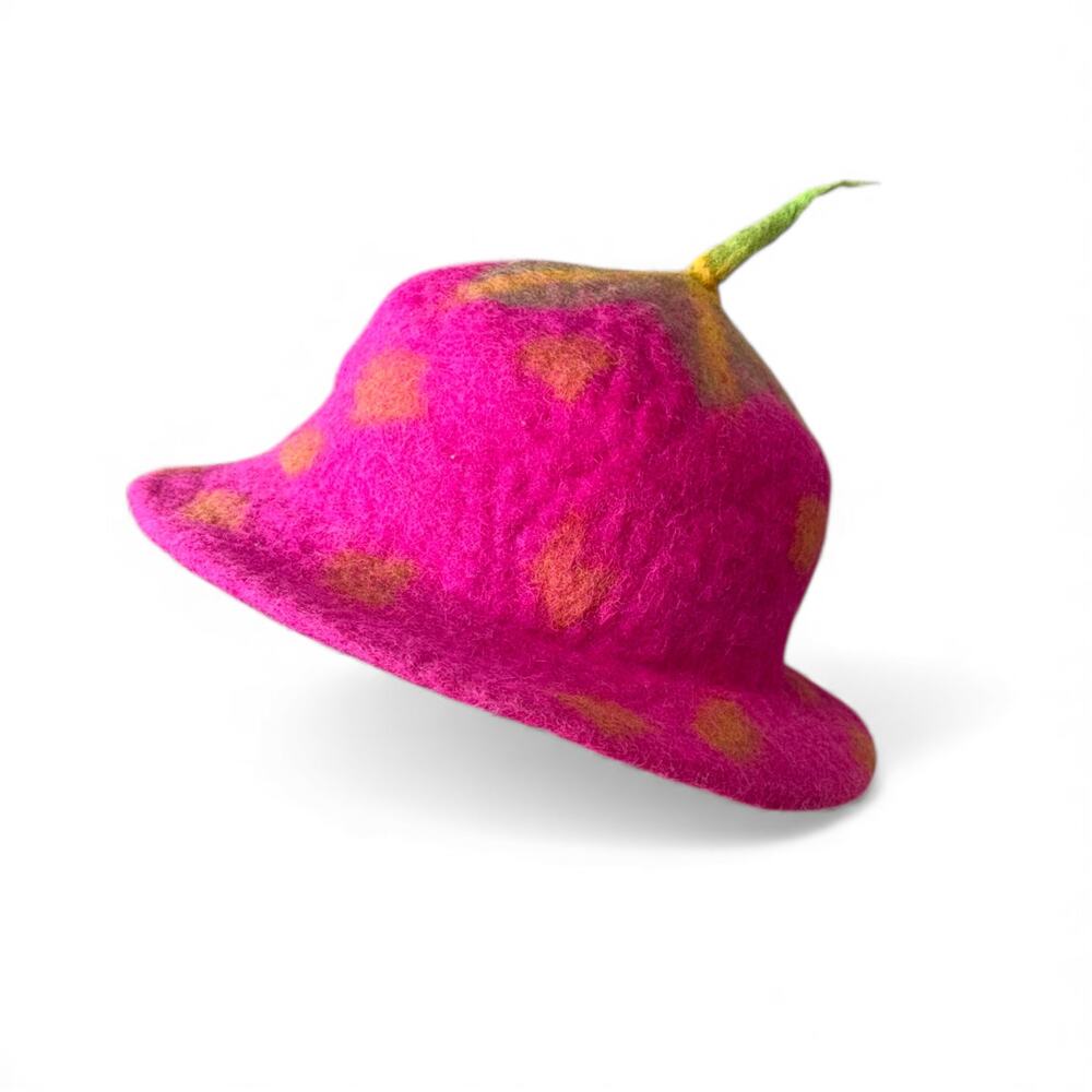 Vintage Bright Pink Felted Strawberry Hat - Picture 3 of 4